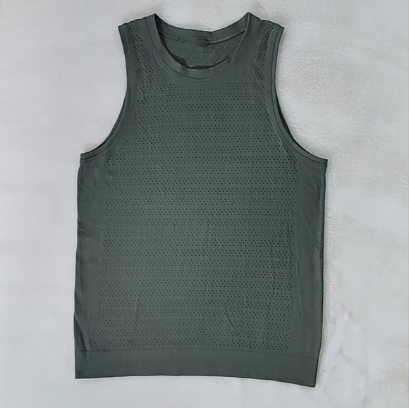 lululemon athletica Tops - Lululemon mesh tank
